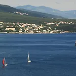 Seaside House For Families With Children Jadranovo, Crikvenica - 13972 * יאדראנובו