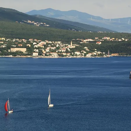 Seaside House For Families With Children Jadranovo, Crikvenica - 13972 * יאדראנובו