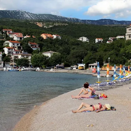 בית נופש Seaside House For Families With Children Jadranovo, Crikvenica - 13972 *